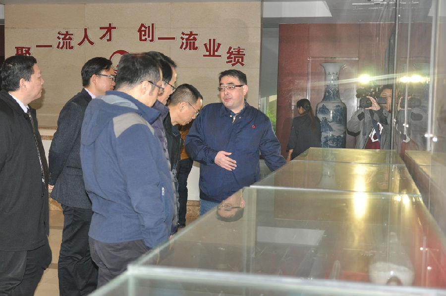 “再生資源與再制造”國(guó)家戰(zhàn)略課題組一行到我司參觀考察