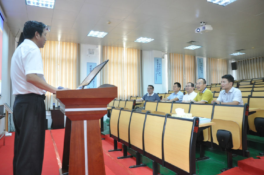 玉林市委常委、組織部長(zhǎng)覃天衛(wèi)到廣西銀億調(diào)研