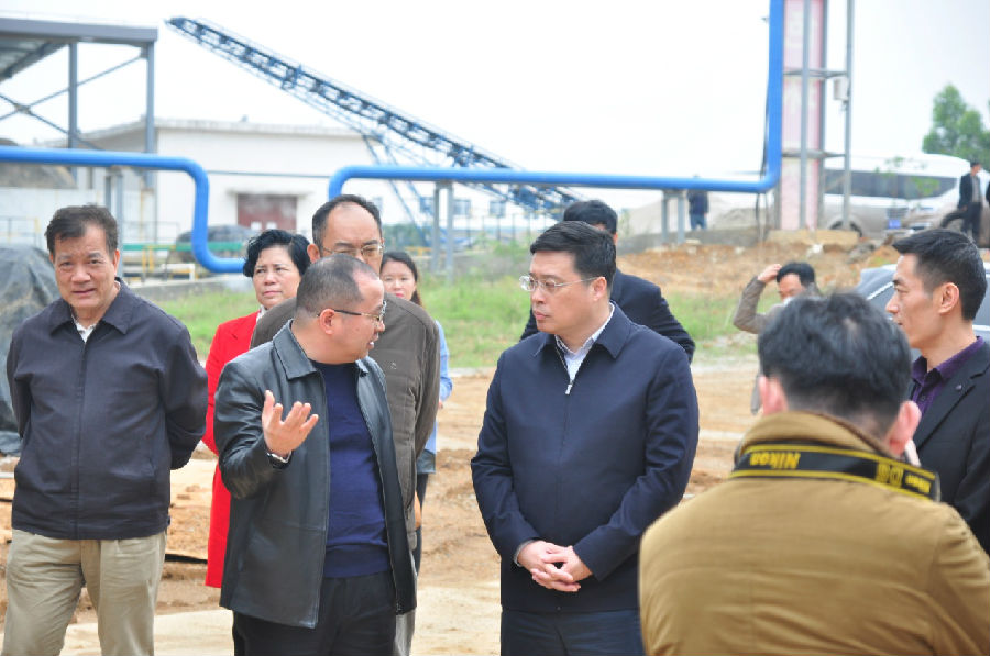 玉林市市長韋韜一行蒞臨廣西銀億公司調(diào)研