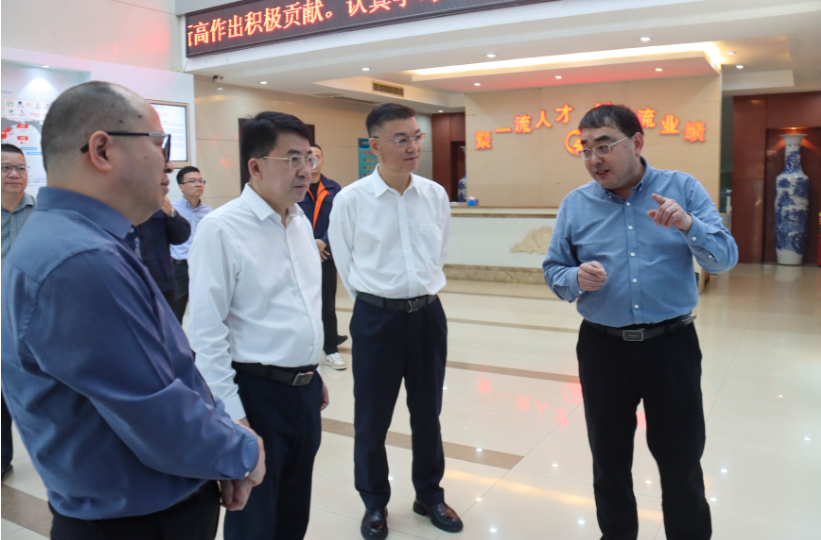 玉林市委常委、常務(wù)副市長(zhǎng)韋慶強(qiáng)一行蒞臨廣西銀億調(diào)研